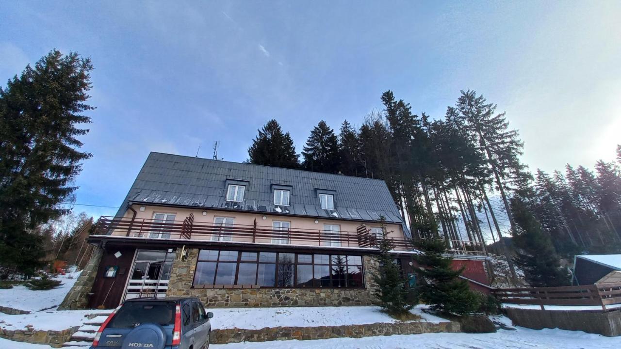 Veghouse - Penzion U Plaze Horní Bečva Dış mekan fotoğraf